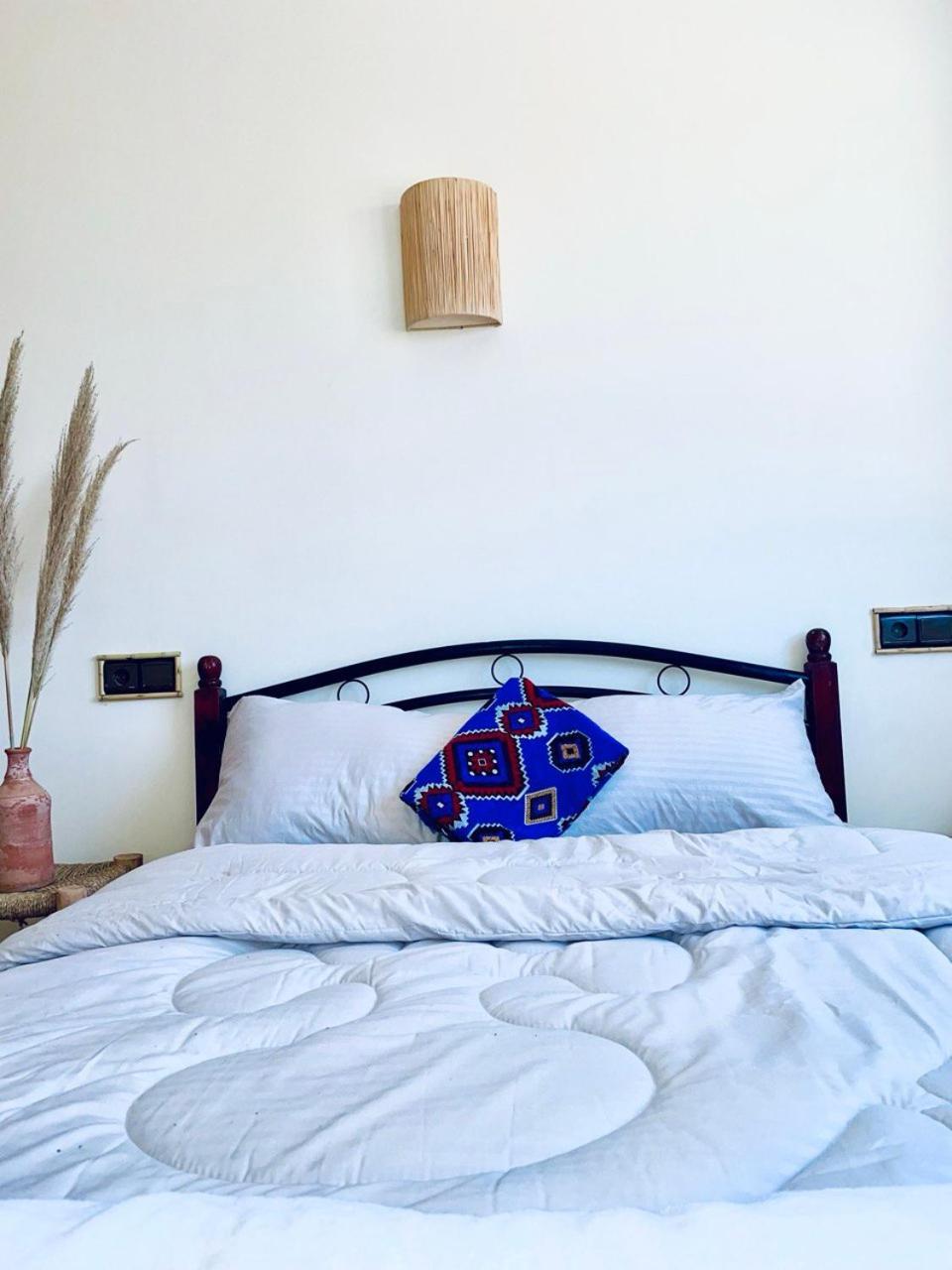 Waveside Hostel Tamraght Bagian luar foto