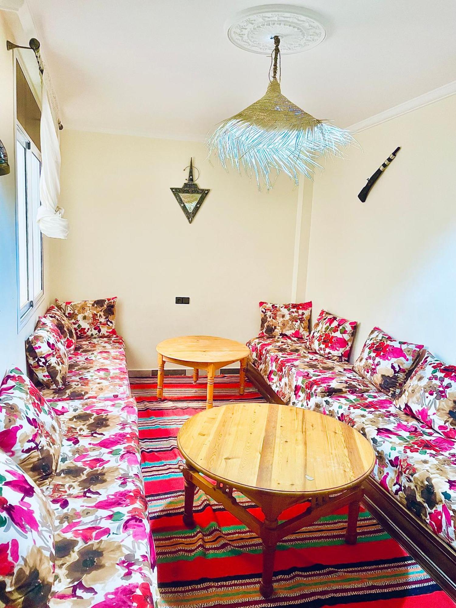 Waveside Hostel Tamraght Bagian luar foto