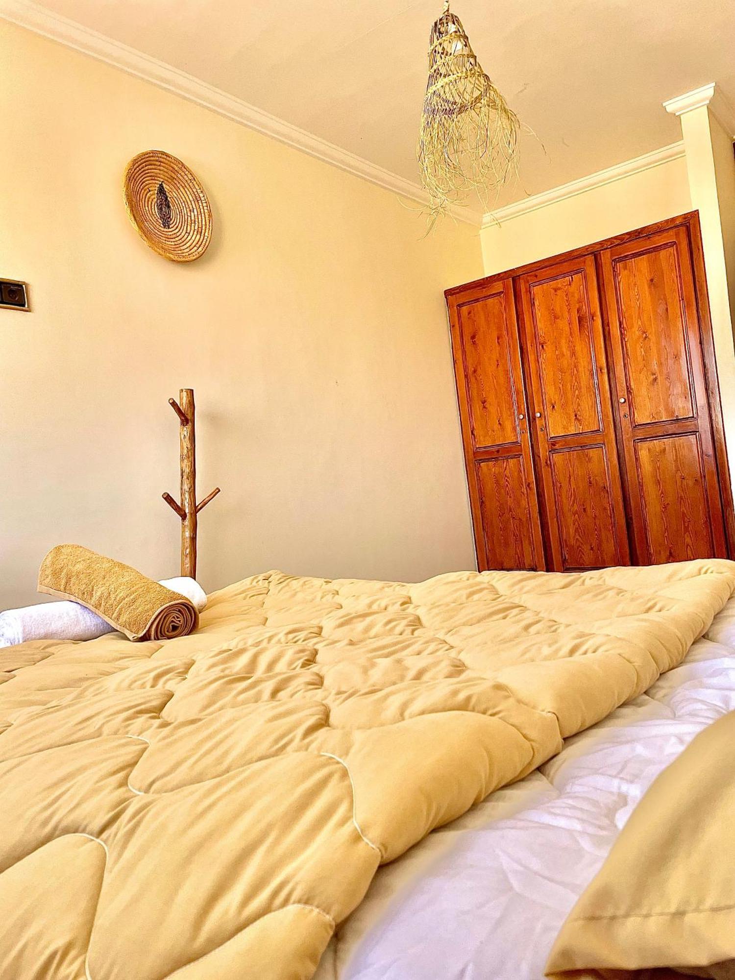 Waveside Hostel Tamraght Bagian luar foto